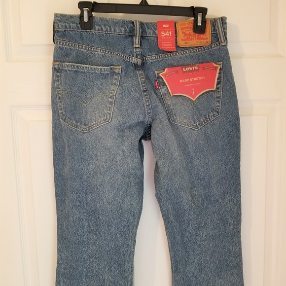 Levi's 541 Athletic Fit Warp Stretch Jeans 30/32 - Picture 6 of 7